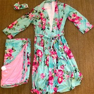 Posh Peanut Mommy Robe, Swaddle, and Bow